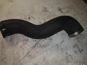 Volvo 30766441 V70 II (SW) 2006 Tuyau de radiateur