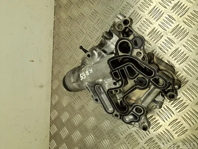 Mercedes-Benz A6561801100, A6541800265 GLE (C167) Coupé 2021 Boîtier de filtre à huile - Image 1