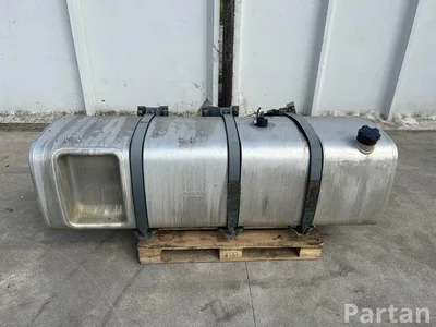 DAF 1944803 XF 2018 Réservoir de carburant 765L - Image 1