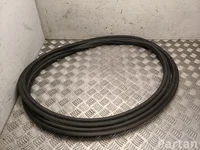 Gebrauchtes Original Tesla 1497681, 149768100B Model Y (5YJY) 2025 Dichtung, Koffer-/Laderaumklappe