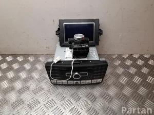 Mercedes-Benz A1729004004, A1728701258, A2129025008 SLK (R172) 2013 Radio z odtwarzaczem CD