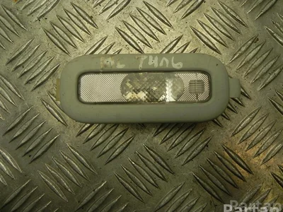 Mercedes-Benz A 163 820 15 23 / A1638201523 M-CLASS (W163) 2002 Lumière intérieure - Image 1