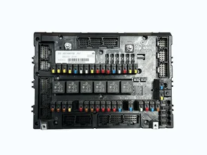 Mercedes-Benz Trucks A0014462758, A0014467058, A0014461558, A0014463658, A0014467558, A0014462658, A0014465158 ACTROS MP4 / MP5 2013 Sicherungskasten/-halter SAM