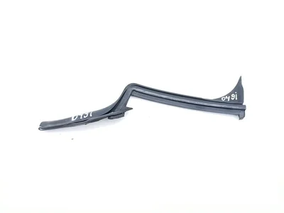 McLaren 13A1717CP 570S 2016 Door Seal - Image 1
