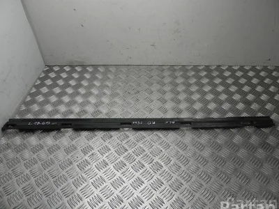 Mercedes-Benz A 167 698 81 01 / A1676988101 GLE (W167) (2019 ...) 2019 Support pour la garniture - Image 1