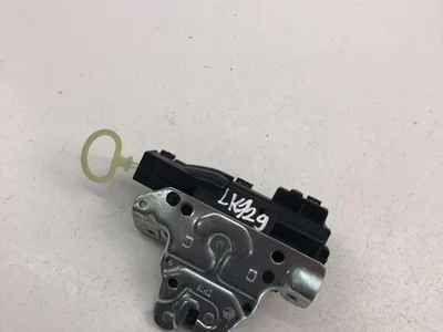 Mercedes-Benz A1177500085 C-CLASS (W205) 2017 Serrure - Image 1