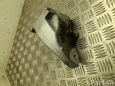 Mercedes-Benz A 654 223 14 00 / A6542231400 GLC X254 2024 Uchwyt silnika - Zdjęcie 1