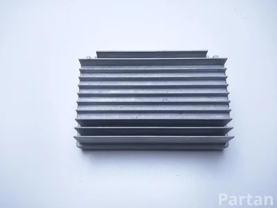 BMW 9283511 3 (F30, F80) 2012 Wzmacniacz audio - Zdjęcie 1
