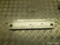 BMW 8878723 5 G60 2025 Motorhalter