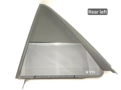 Mercedes-Benz A1667301355 M-CLASS (W166) 2015 Fiksuotas durelių stiklas(fortkė) kairysis galinis - Paveiksliukas 1