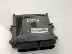 Peugeot 9823238580; 9806671980 / 9823238580, 9806671980 3008 SUV 2018 Unité de contrôle moteur