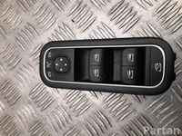 Mercedes-Benz A 167 905 98 03 / A1679059803 A-CLASS V177 2020 Langų pakėlimo mygtukas kairė priekis