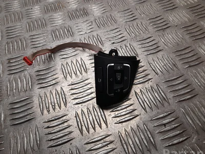 Volkswagen 5C0959538B TOURAN (1T3) 2014 Bouton multifonction pour volant - Image 1