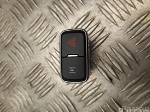 Ford USA LJ8T-13D734-AA / LJ8T13D734AA Mustang Mach-E 2022 Éclairage d'urgence / interrupteur de danger