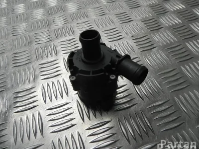 Volkswagen 5Q0 965 561 G / 5Q0965561G GOLF VII Variant (BA5, BV5) 2016 Pompe à eau supplémentaire - Image 1