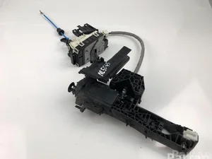 Mercedes-Benz A1667200435 A-CLASS (W176) 2015 Serrure de porte