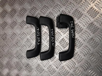 Hyundai 85342-D3000, 85342-D3200 / 85342D3000, 85342D3200 TUCSON (TL) 2019 Poignée de toit complect - Image 1