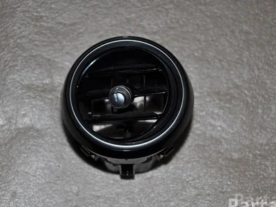 Mercedes-Benz A2058300201 C-CLASS (W205) 2015 Évent - Image 1