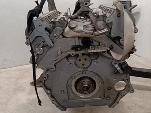 Bentley CKB, 07V100031, 07V.103.371, 07V.133.461.B, 07V.121.037.C, 07V.103.530.A, 07V.103.630.E, 07V121175, / CKB, 07V100031, 07V103371, 07V133461B, 07V121037C, 07V103530A, 07V103630E, 07V121175 MULSANNE (3Y_) 2015 Moteur complet