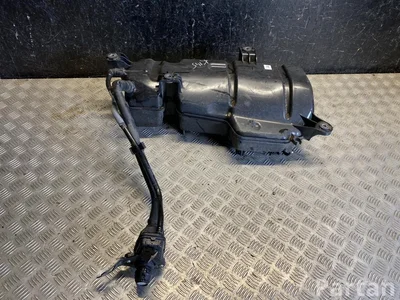 Land Rover M8D2-5J228-AA / M8D25J228AA Range Rover Evoque II L551 2023 Zbiornik adblue - Zdjęcie 1