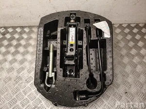 Jeep 68284640AB GRAND CHEROKEE IV (WK, WK2) 2020 Caja de herramientas