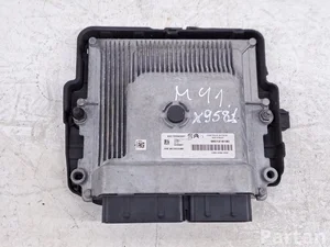 Citroën 9851418180 C3 III (SX) 2024 Valdymo blokas variklio