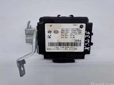 Hyundai 95300N9600 Tucson (NX4) 2022 unité de contrôle - Image 1