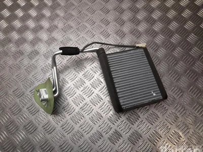 Nissan T228271A662, 7182-1D / T228271A662, 71821D LEAF (ZE1) 2021 Échangeur thermique - Image 1