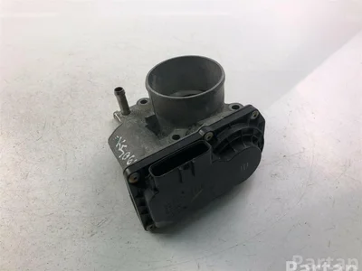 Toyota 22030-0T110 / 220300T110 AURIS (_E18_) 2016 Corps de papillon - Image 1