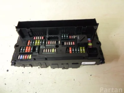 BMW 9252815, 61149252815 5 (F10) 2012 Boîte à fusibles - Image 1