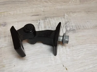 BMW 5A1FCA3 1 (F70) 2025 Door Hinge - Image 1