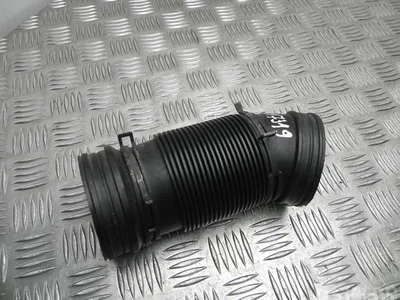 Volkswagen 1K0 129 684 S / 1K0129684S PASSAT (3C2) 2006 Prise d'air / Conduit d'air d'admission - Image 1