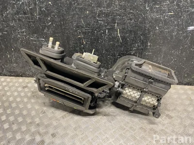 Ford KK2119B555AD, BK2T18456AD TRANSIT Nadwozie pełne 2020 Obudowa dmuchawy - Zdjęcie 1