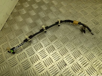 Mercedes-Benz A6540706202 C-Class estate (S206) 2022 Tube de distribution de carburant - Image 1