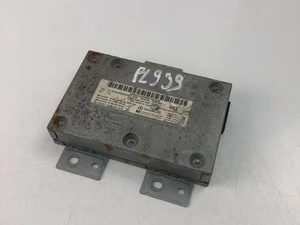 Mercedes-Benz A2049000300 C-CLASS (W204) 2012 Enlace de multimedia con unidad de control