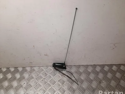 Mercedes-Benz BETA-3-3 / BETA33 W110 200D 1965 Antenne - Image 1