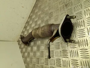 Hyundai 815 Kona II 2024 Tuyau flexible