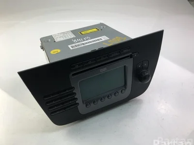 Seat 5P1035186 TOLEDO III (5P2) 2006 Radio / CD - Image 1