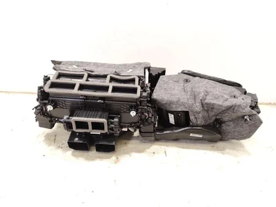 Porsche 9J1907040L, 972907521C, CZ1139302190, 412650920 Taycan 4S 2022 Corps de soufflante - Image 1