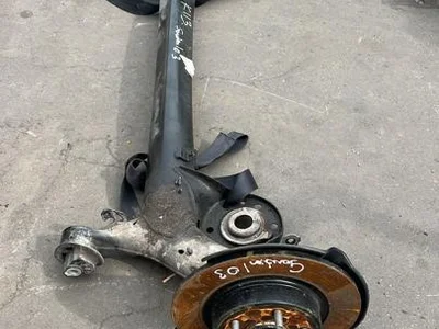 Toyota 421100D460 Yaris Cross XP210 2024 poutre d'essieu arrière - Image 1