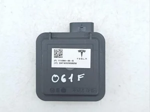 Tesla 1114984-00-B / 111498400B MODEL 3 2018 БУ системы открывания ворот гаража
