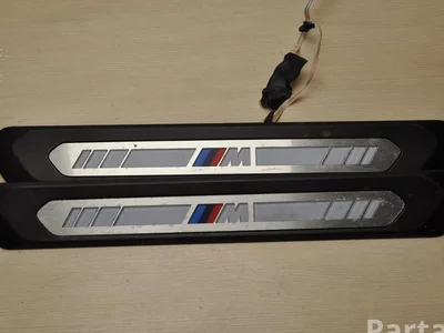 BMW 5A0C896 iX3 (G08) 2023 plaque de seuil - panneau de seuil complect - Image 1