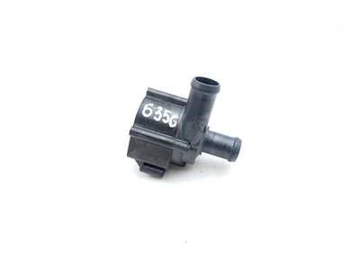 Aston Martin 7.05504.04.0 / 705504040 DBX 2021 Wasserpumpe - Bild 1