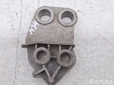 Mercedes-Benz A2056251600 C-CLASS (W205) 2015 Otras partes del motor - Imagen 1