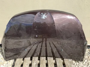 Peugeot 208 2013 Capot moteur