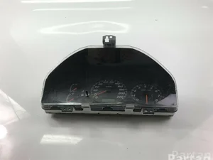 Mazda CDBJ2L 323 F V (BA) 1996 Tableau de bord