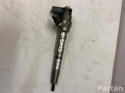 Škoda 04L130277AC ; 0445110469 / 04L130277AC, 0445110469 KAROQ (NU7) 2019 Injector - Image 1