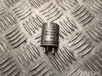 Mercedes-Benz 0005429719 S-KLASSE Stufenheck (W108, W109) 1971 Relais