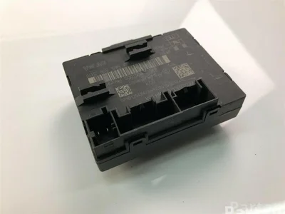 Volkswagen 5Q0959595E PASSAT (3G2) 2016 Valdymo blokai - Nuotrauka 1