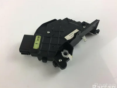 Mazda 3N6A-A26413BP / 3N6AA26413BP 3 Saloon (BK) 2009 Serrure de porte - Image 1